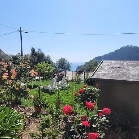 Trilocale Con Giardino Apartment *