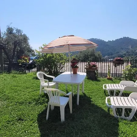 Trilocale Con Giardino Apartment Bonassola